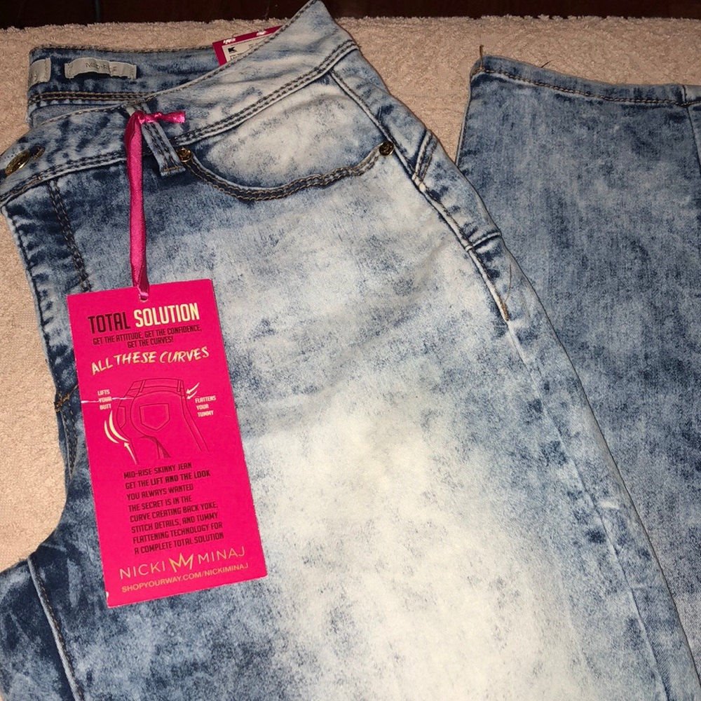 3/$25 Nikki Minaj Stone wash jeans